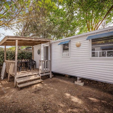 Camping Le Roucan West 维亚斯 外观 照片